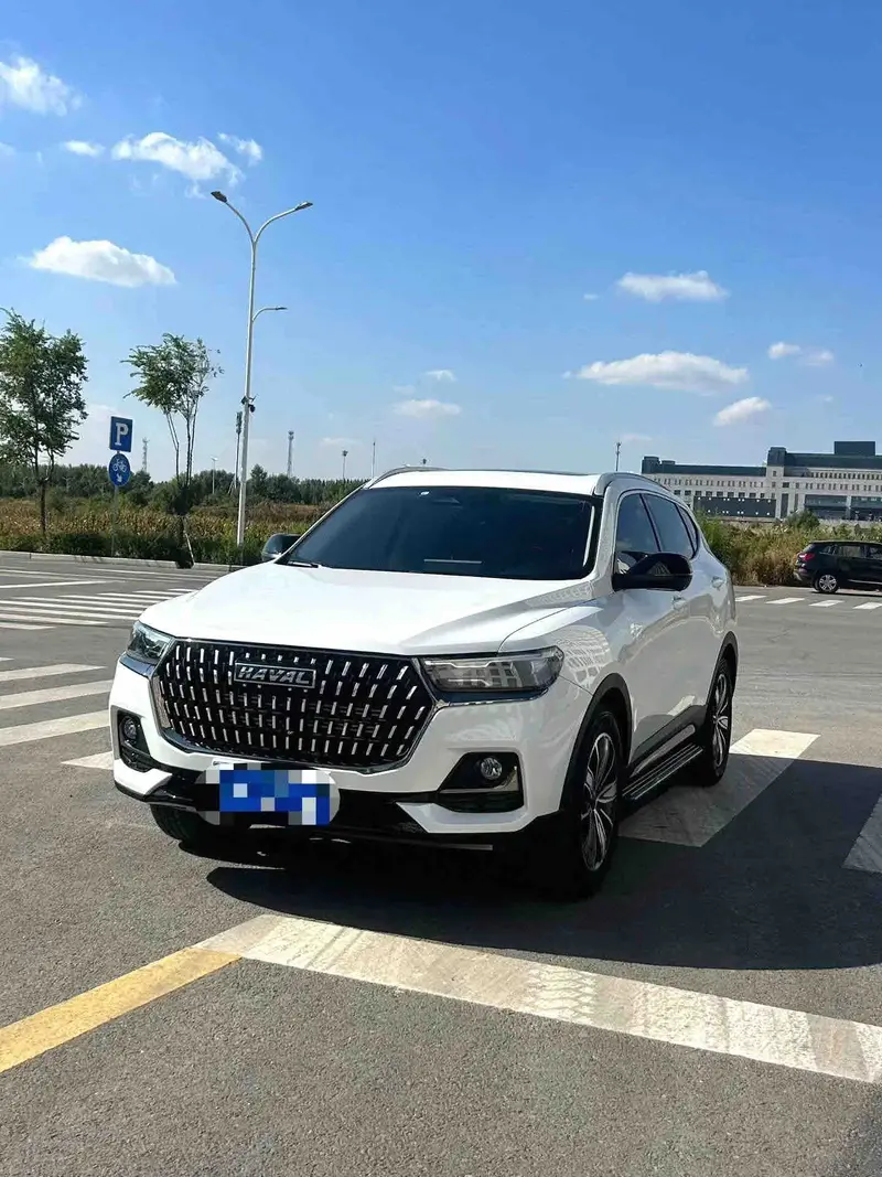 Vehicle photo 1