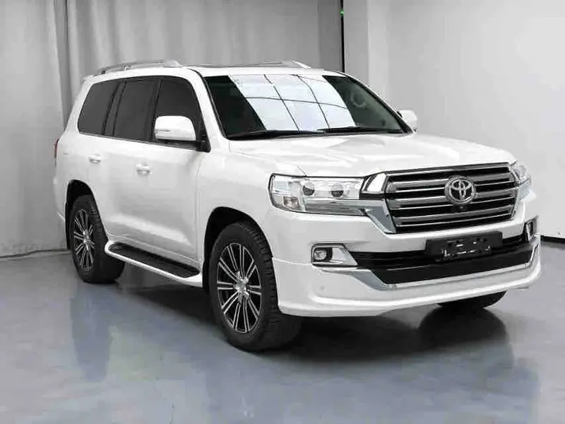 2019 Toyota Land Cruiser 5.7L V8 AT 4WD VXR