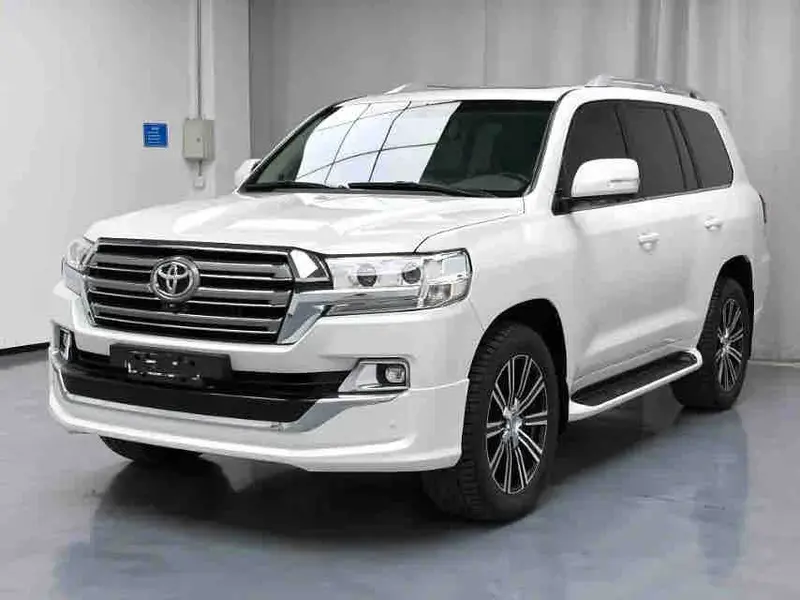 Vehicle photo 2