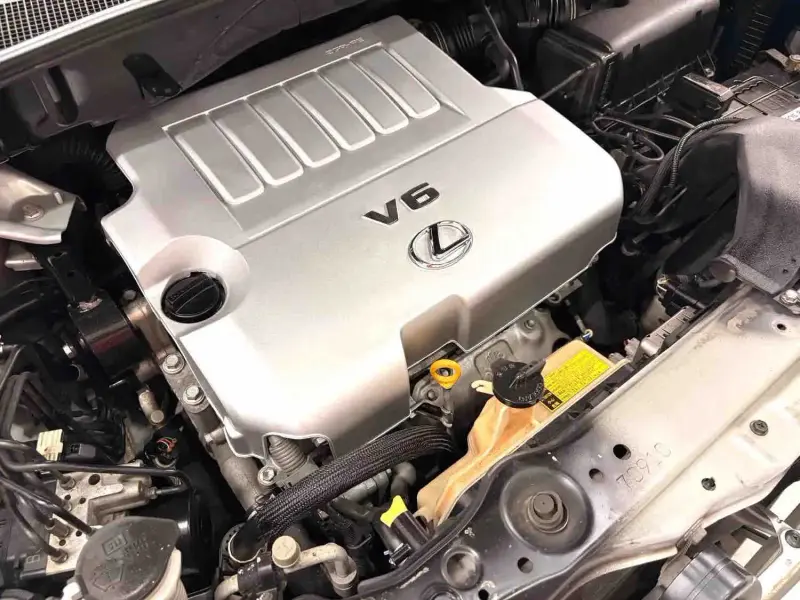 Vehicle photo 18