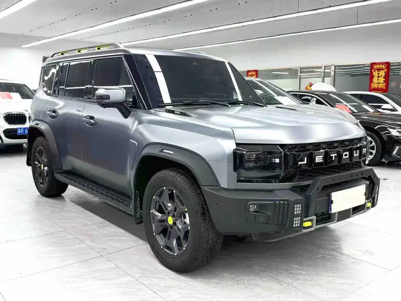 Vehicle photo 3