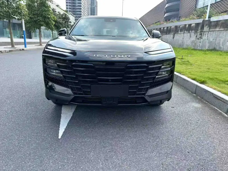 Vehicle photo 3