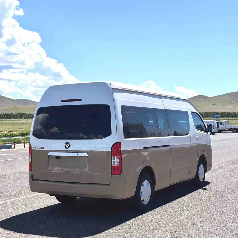Vehicle photo 4