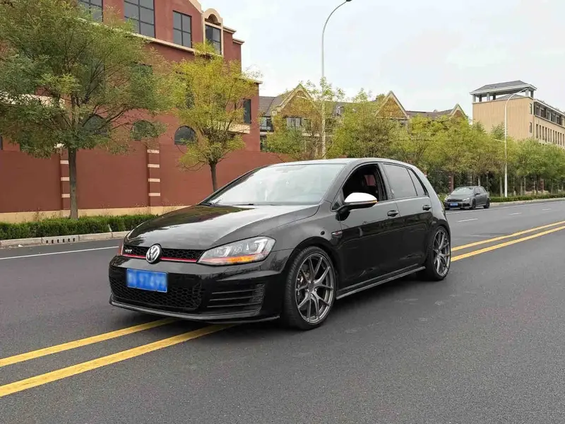 2016 Volkswagen Golf GTI 2.0TSI AT