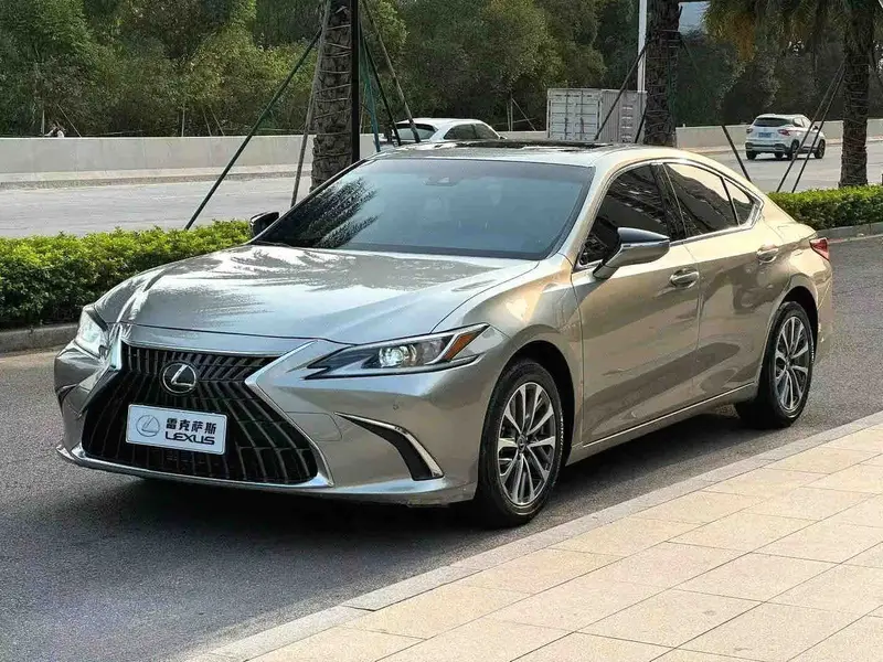 2021 Lexus ES 200 2.0L CVT