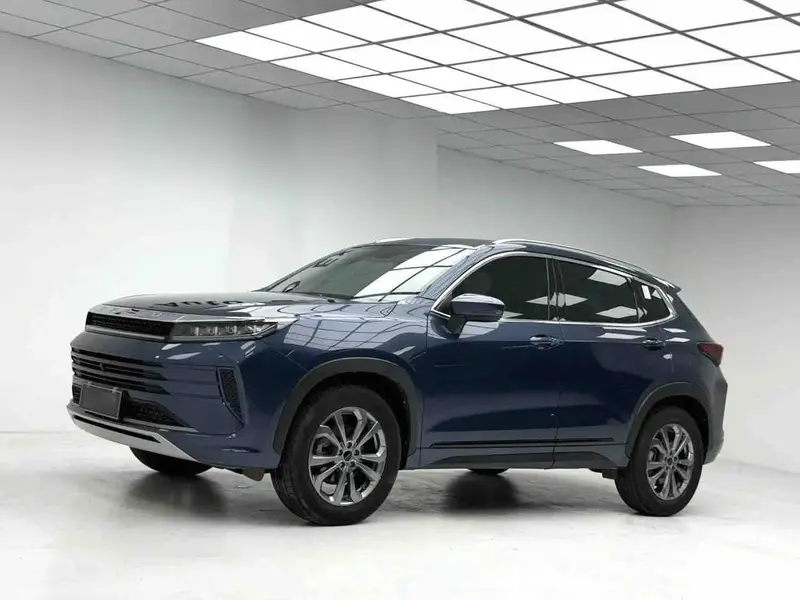 Vehicle photo 1