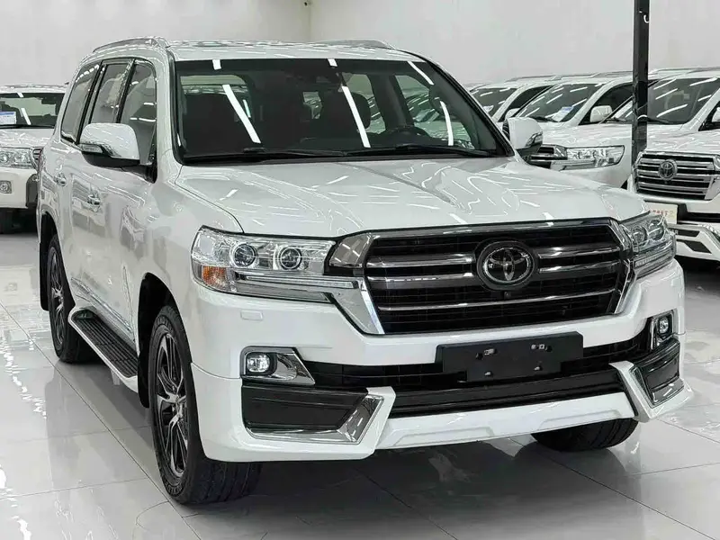 Vehicle photo 1