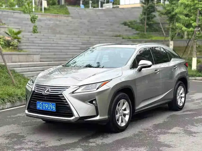 Vehicle photo 1