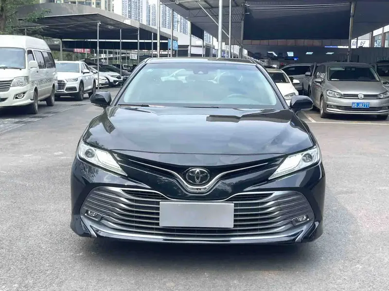 Vehicle photo 2