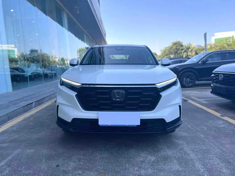 Vehicle photo 3
