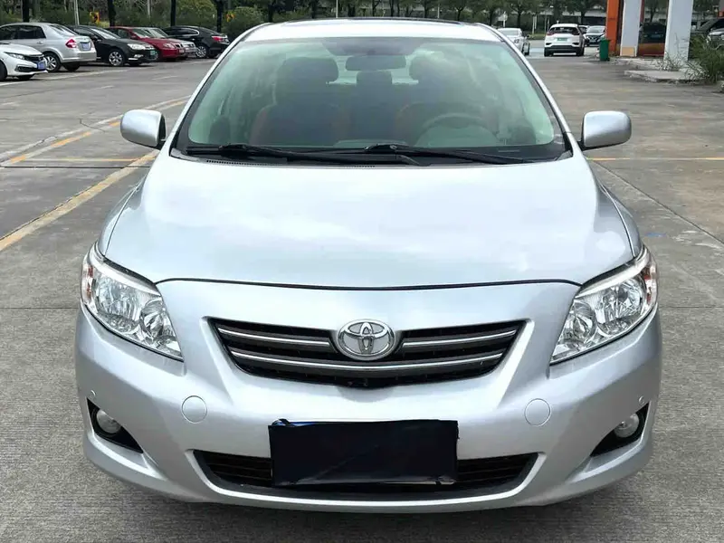 Vehicle photo 2