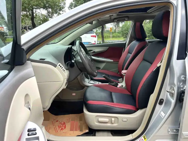 Vehicle photo 4