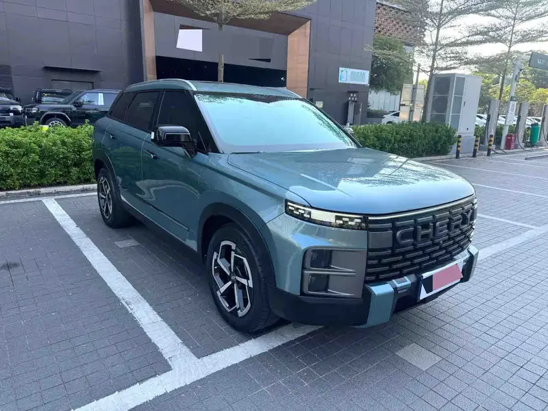 Vehicle photo 3