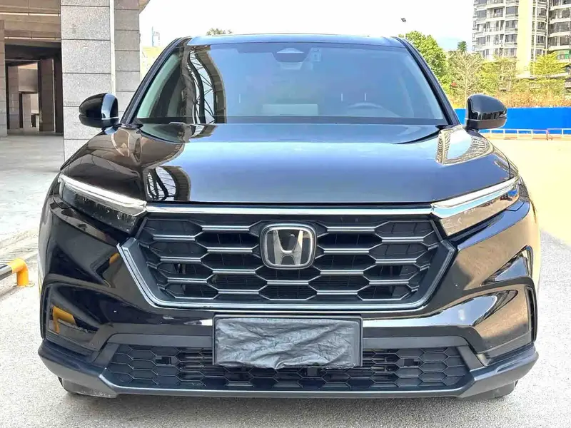 Vehicle photo 2