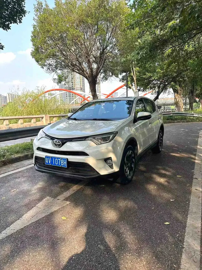 2018 Toyota RAV4 2.5L AT 4WD