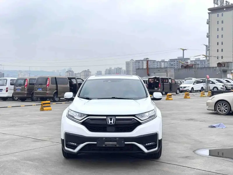 Vehicle photo 3