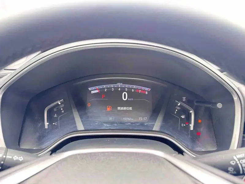 Vehicle photo 16