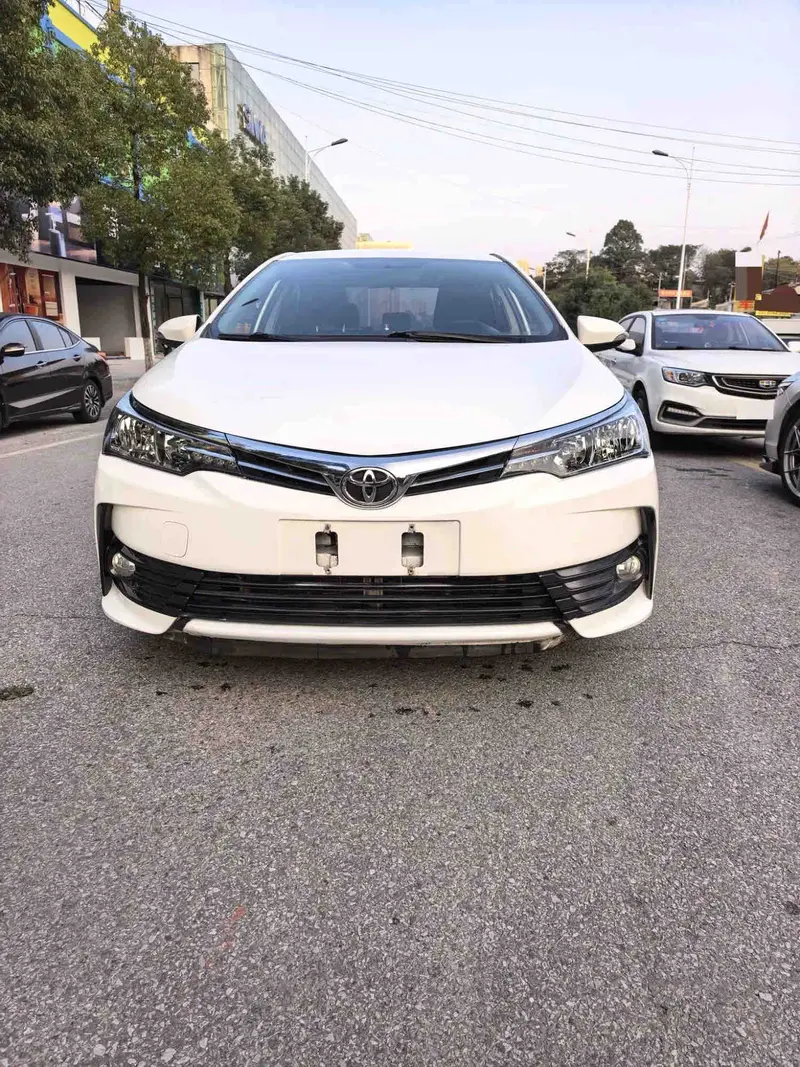 Vehicle photo 3