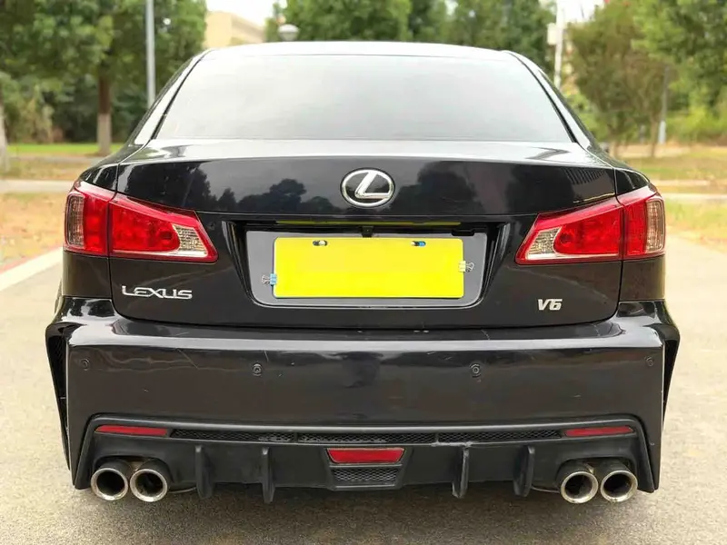 Vehicle photo 5