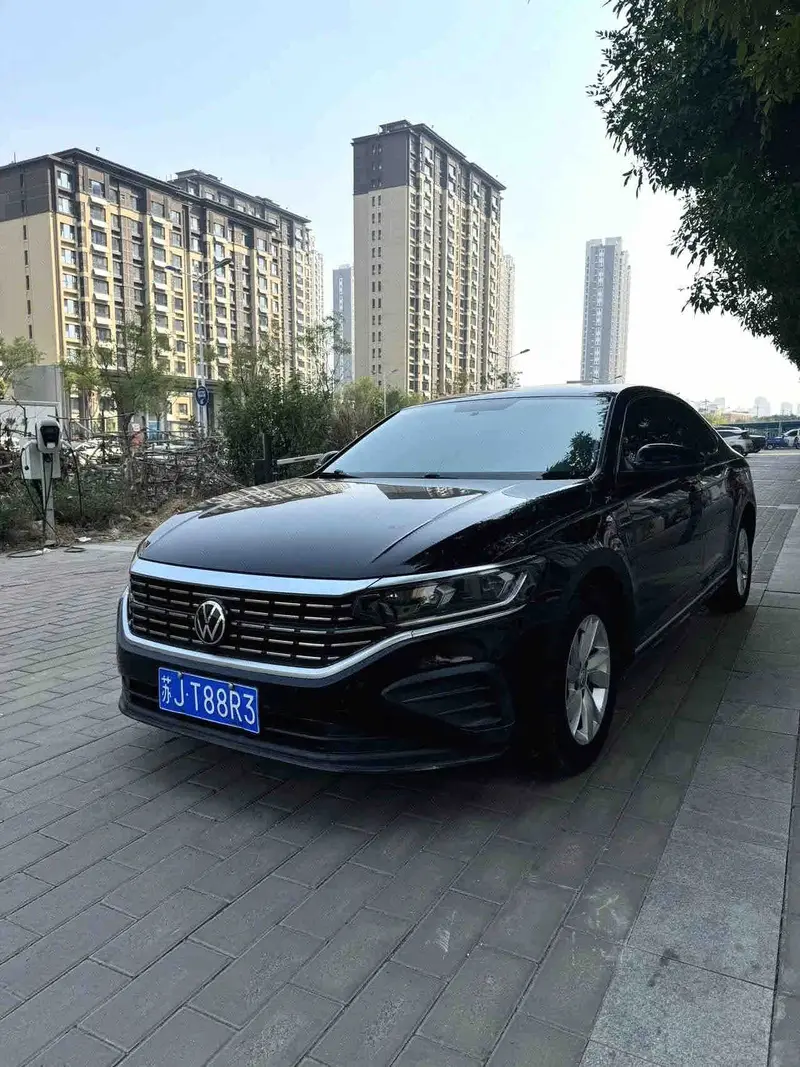 2022 Volkswagen Passat 1.4T 280TSI AT