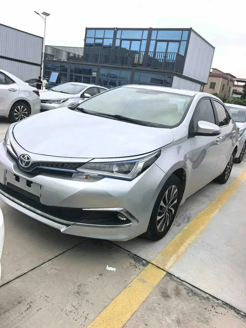 Vehicle photo 1