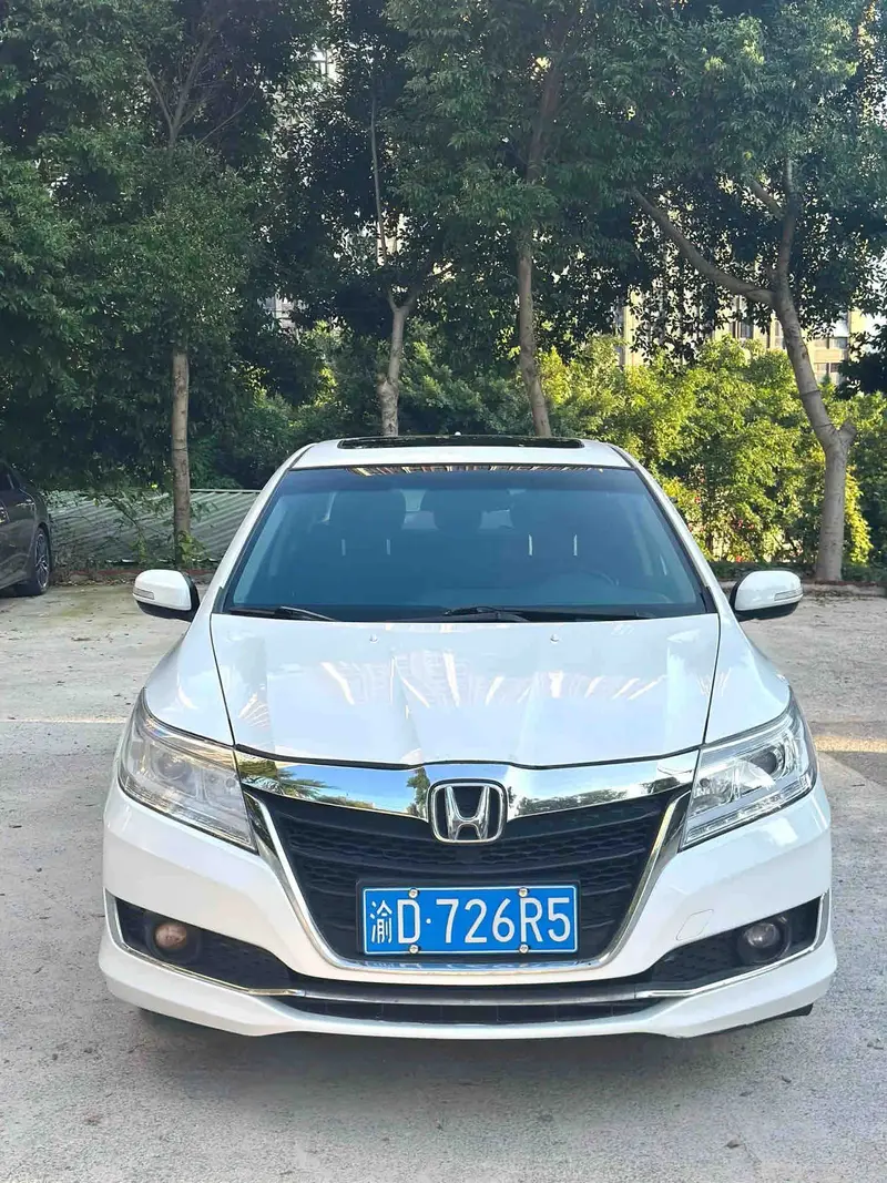 Vehicle photo 3