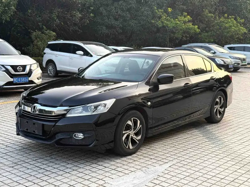 Vehicle photo 1