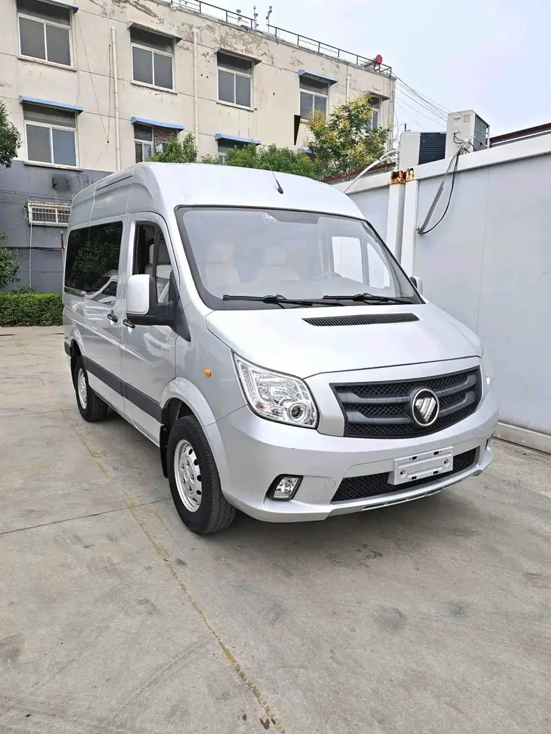 Vehicle photo 2