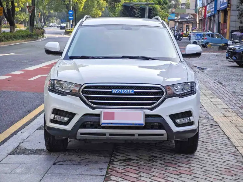 Vehicle photo 3