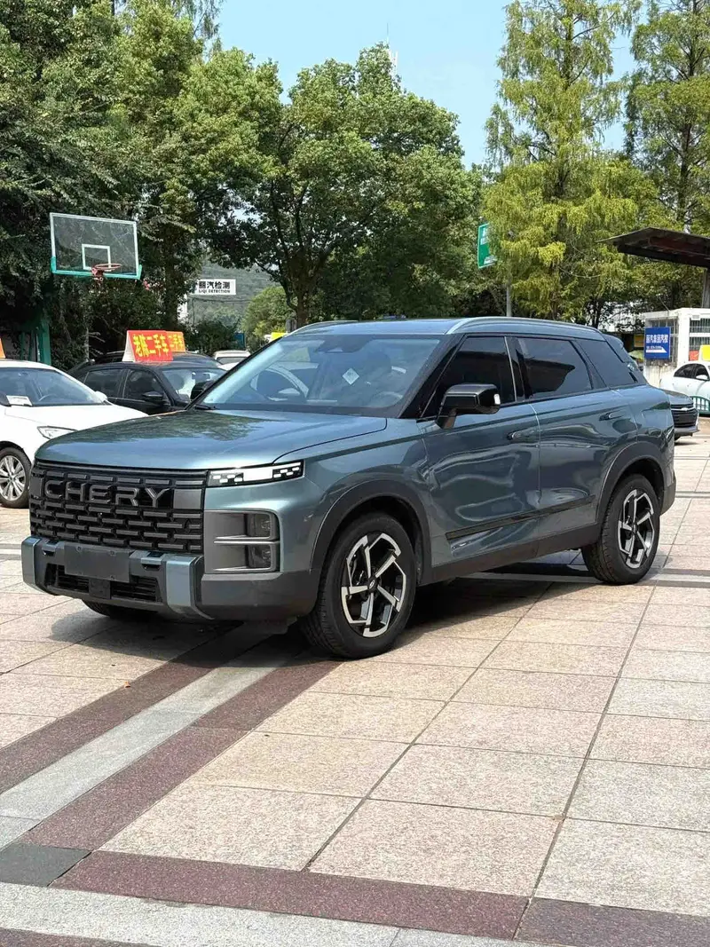 Vehicle photo 1