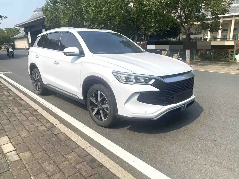 2024 BYD Song Pro DM-i 71 km Honor Navigator