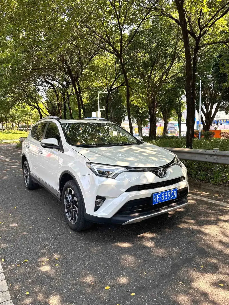 2018 Toyota RAV4 2.5L AT 4WD