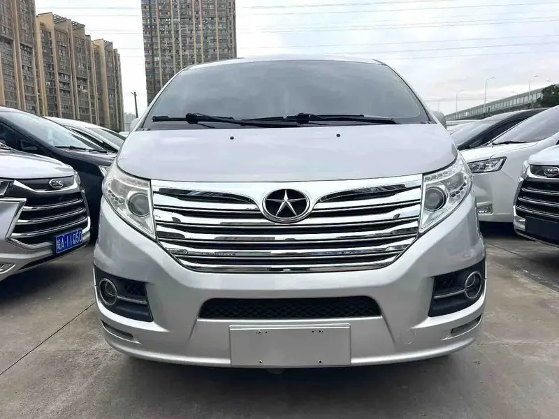 Vehicle photo 2