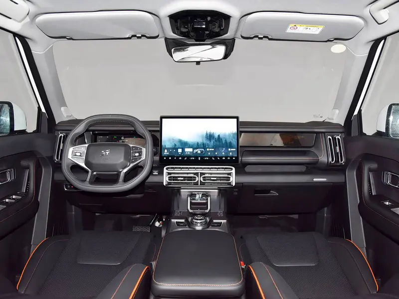 Vehicle photo 8