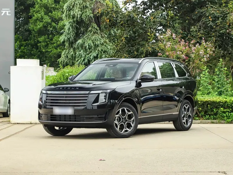 Vehicle photo 2