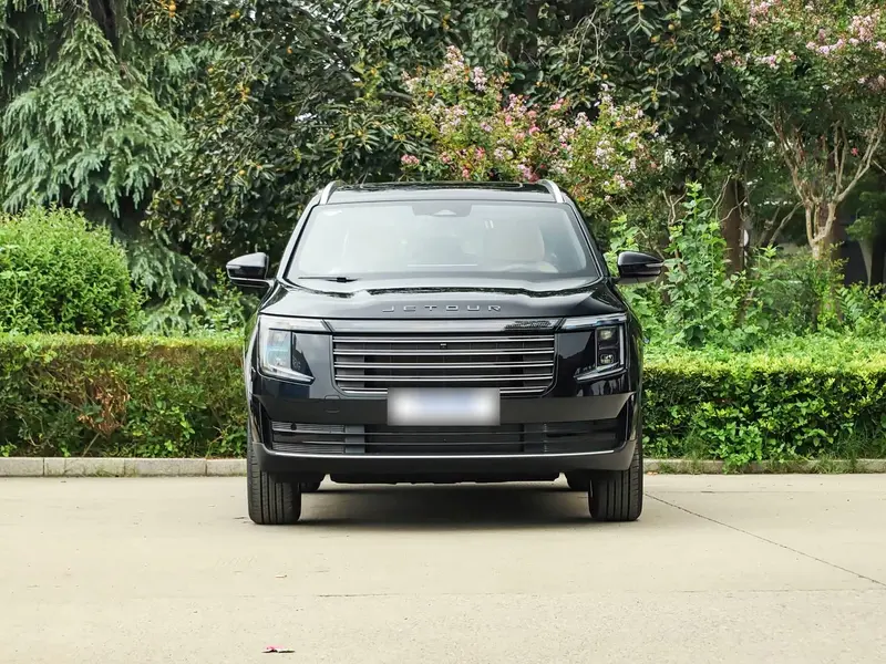 Vehicle photo 3
