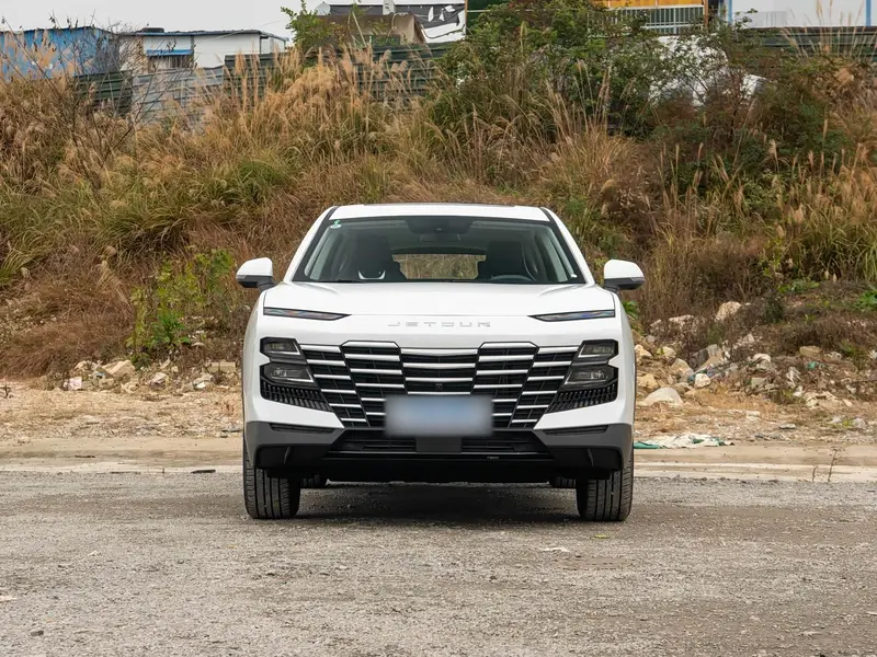 Vehicle photo 3