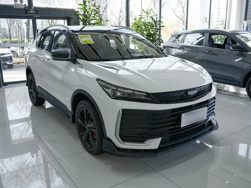 Vehicle photo 2